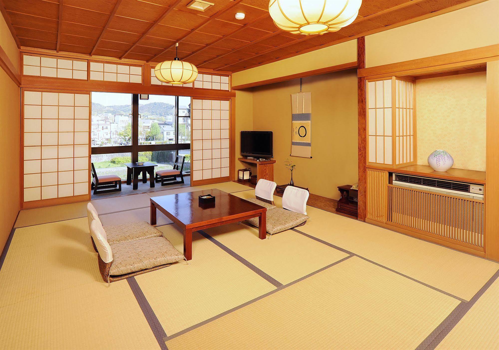 Tazuru Hotel Kyoto Bagian luar foto